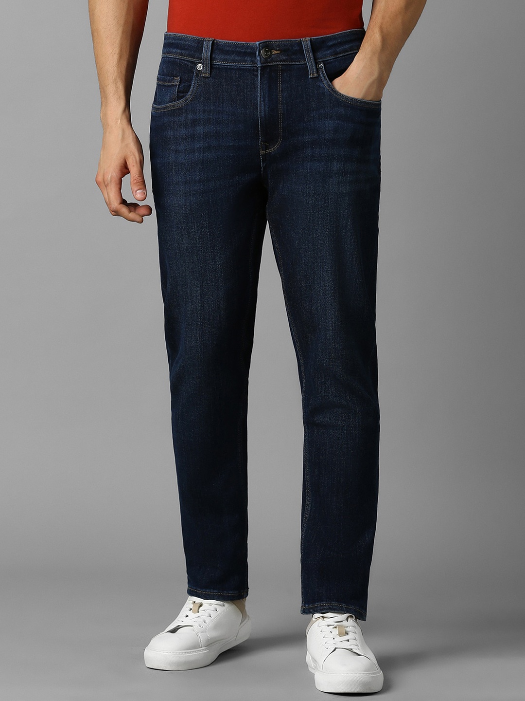 

Louis Philippe Jeans Men Mid Rise Slim Fit Light Fade Jeans, Navy blue