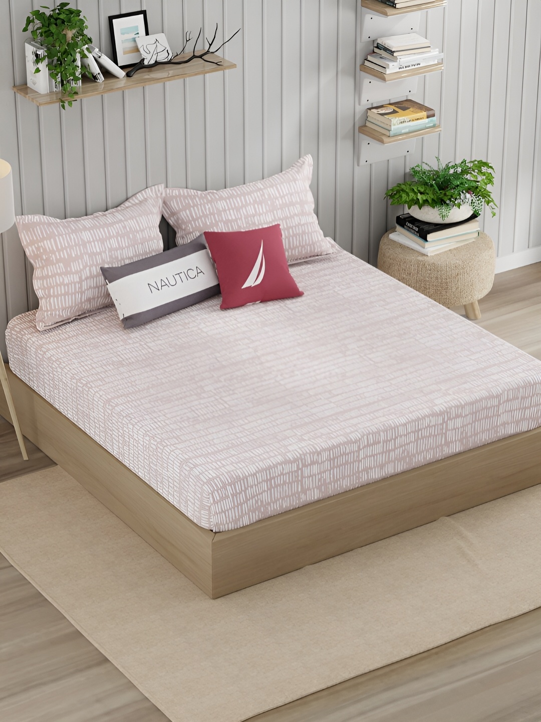

Nautica Pink & White Geometric 250 TC King Bedsheet with 2 Pillow Covers