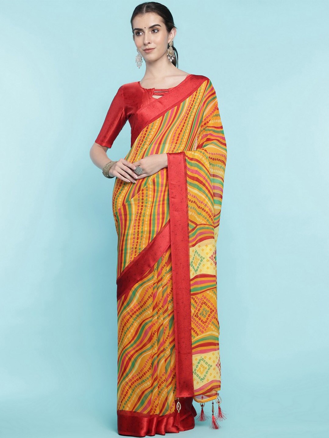 

Ishin Bandhani Printed Saree, Yellow