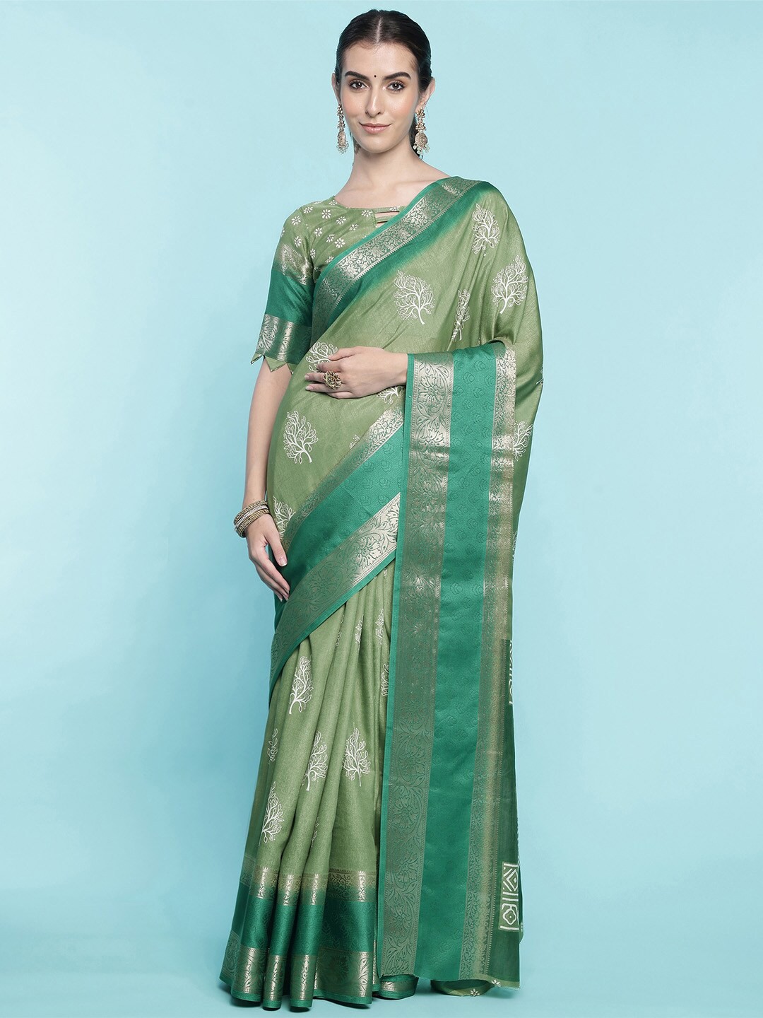 

Ishin Floral Zari Silk Blend Saree, Green