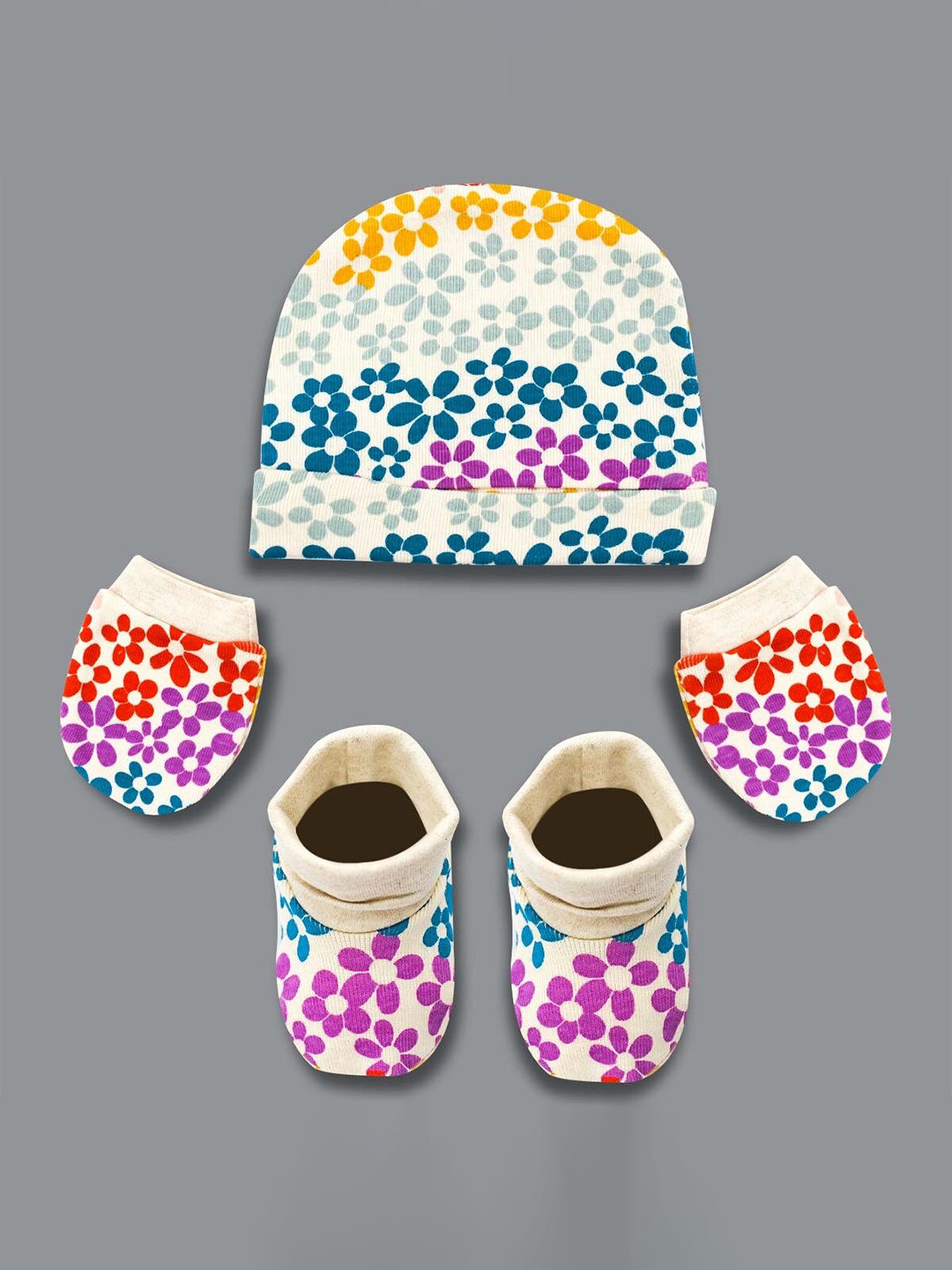 

Born Babies Infants Printed Pure Cotton Beanie Cap With Booties & Mittens, Yellow