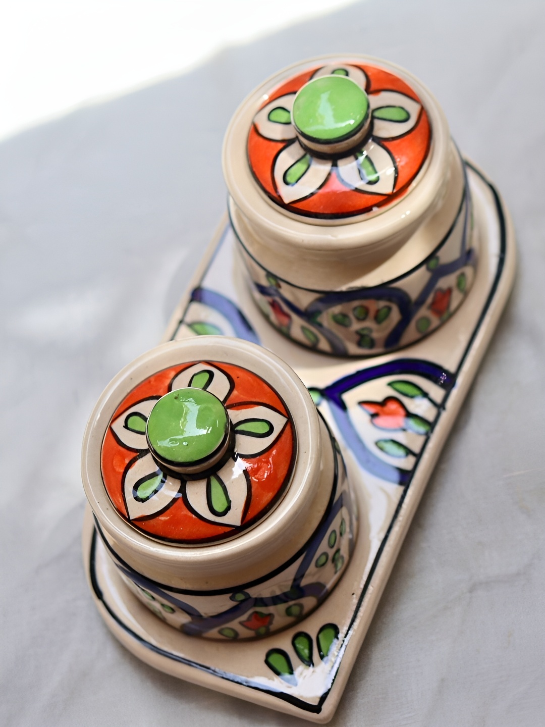 

WEAVING HOMES White & Orange-Coloured Ceramic Achaar Jar & Tray