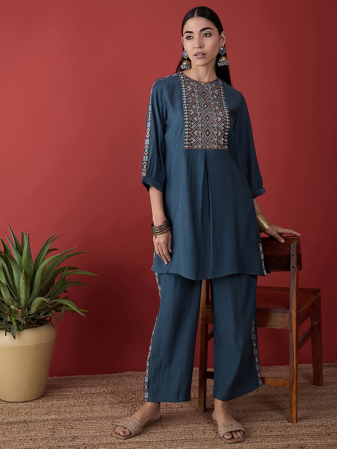 

Anouk Blue Floral Yoke Design Thread Work Straight Kurta With Trousers