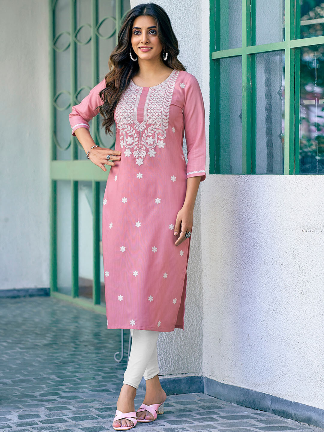 

KALINI Floral Embroidered Round Neck Thread Work Straight Kurta, Pink