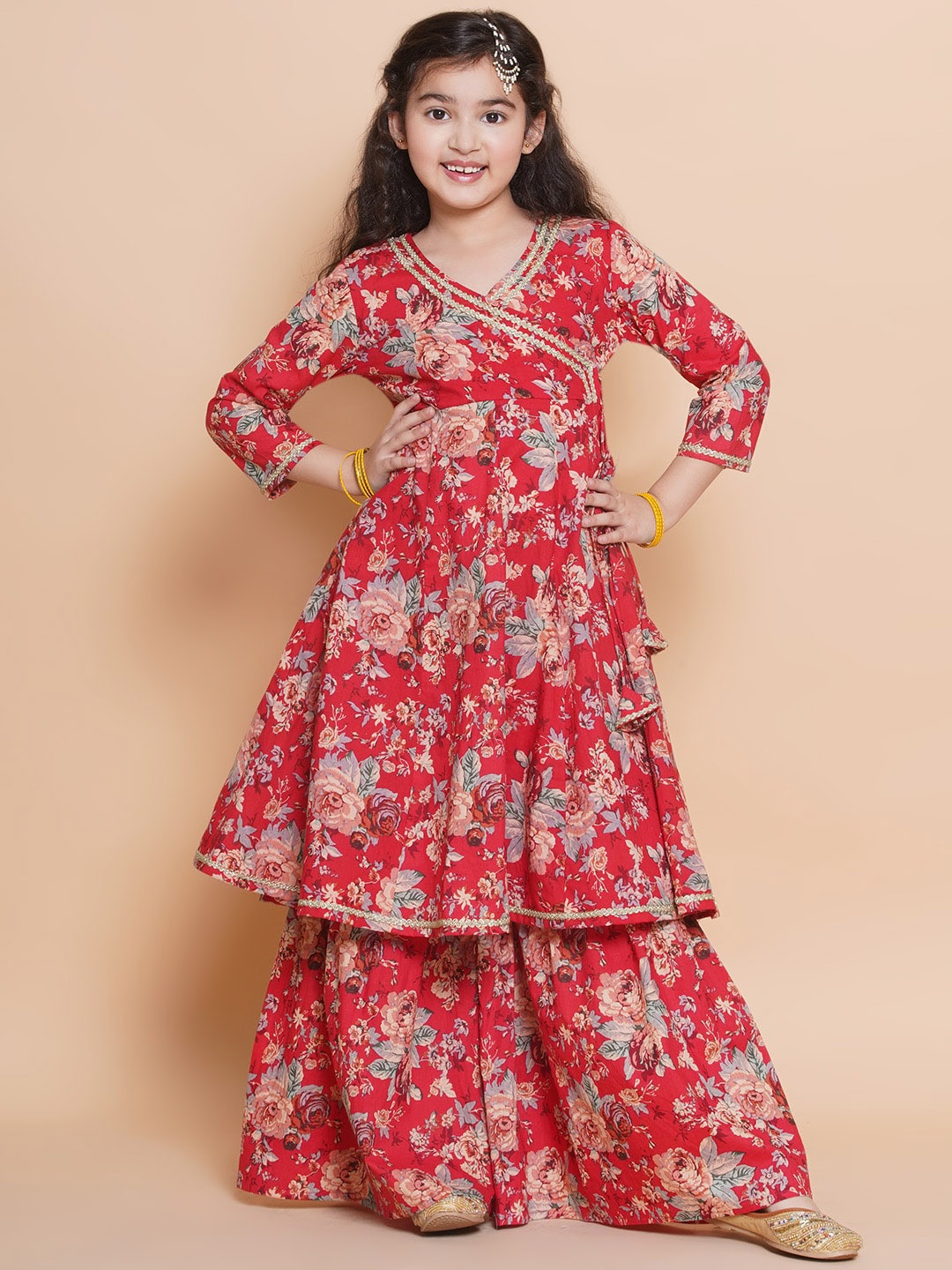 

Bitiya by Bhama Girls Floral Printed V-Neck Angrakha Pure Cotton Kurta with Sharara, Red