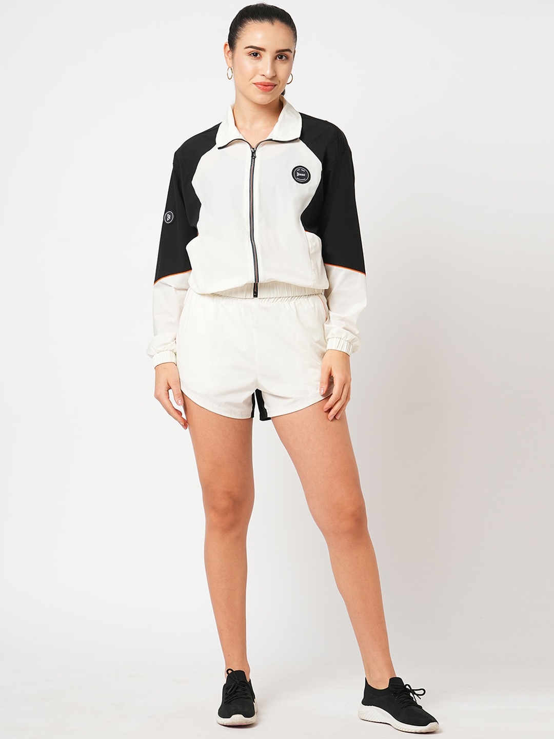 

BODD ACTIVE Colourblocked Polo Collar Long Sleeves Sweatshirt With Shorts, White
