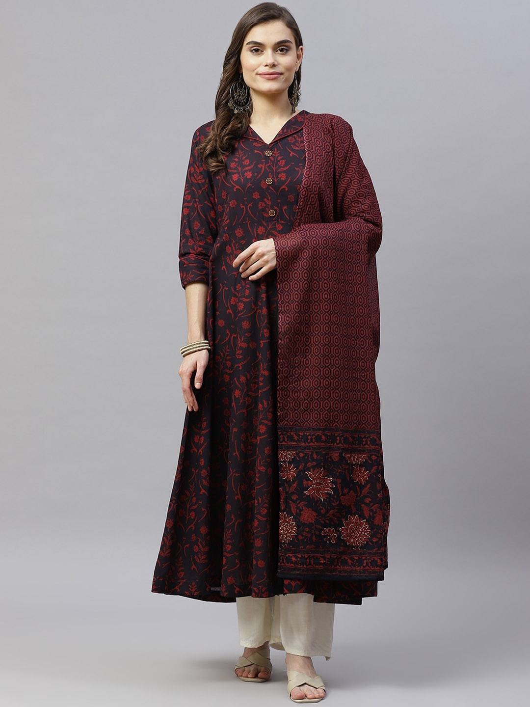 

MIRAVAN Floral Printed V-Neck Cotton Anarkali Kurta with Dupatta, Maroon