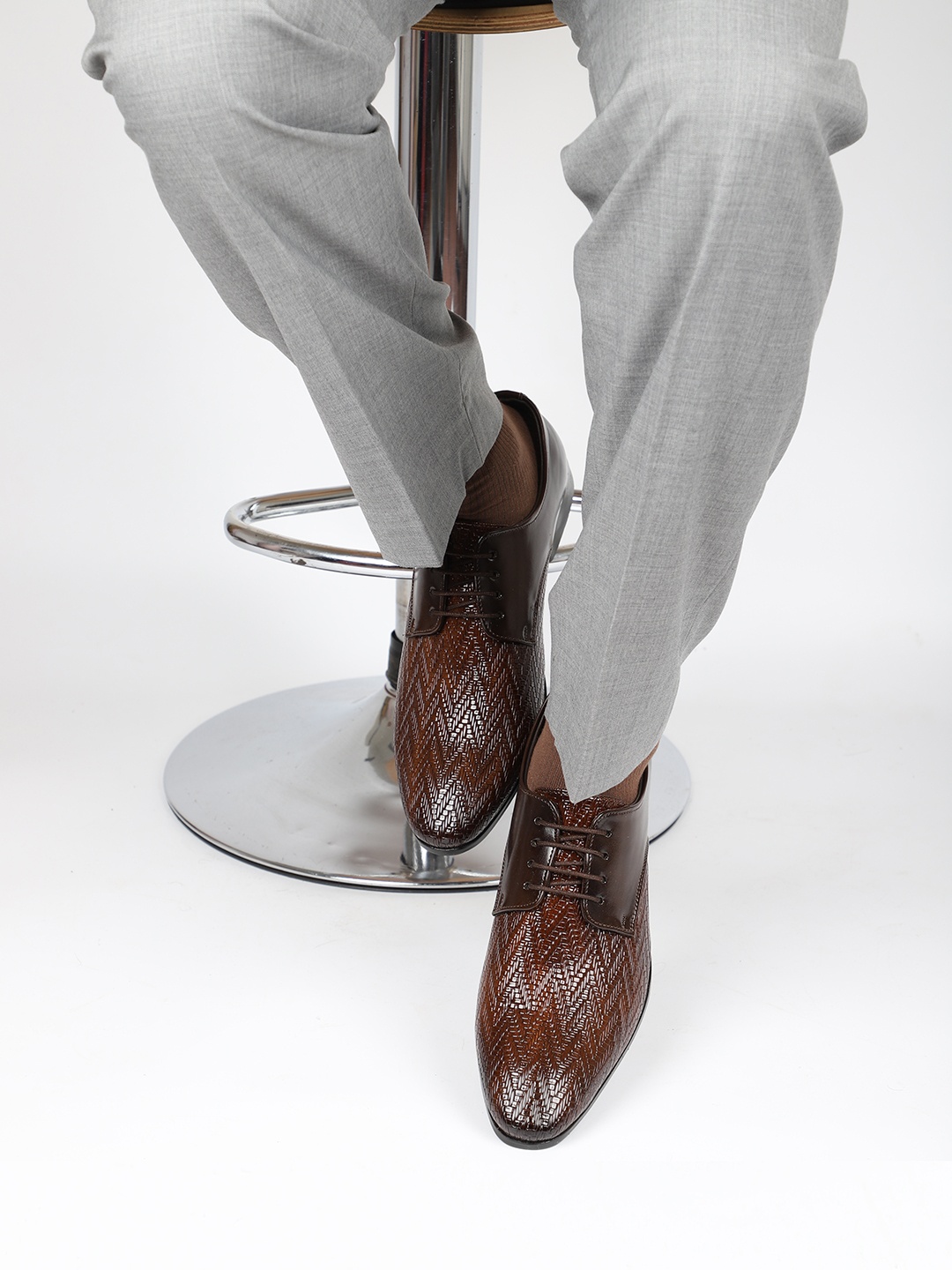 

PRIVO by Inc.5 Men Textured Leather Formal Derbys, Brown