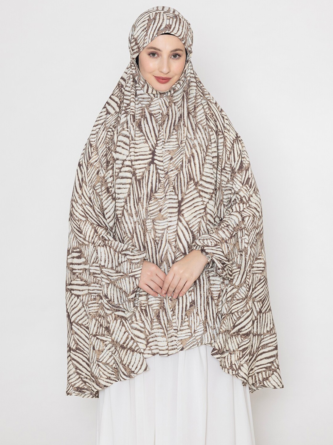 

SANASH Collections Printed Round Neck Long Sleeved Abaya Burqa, Beige