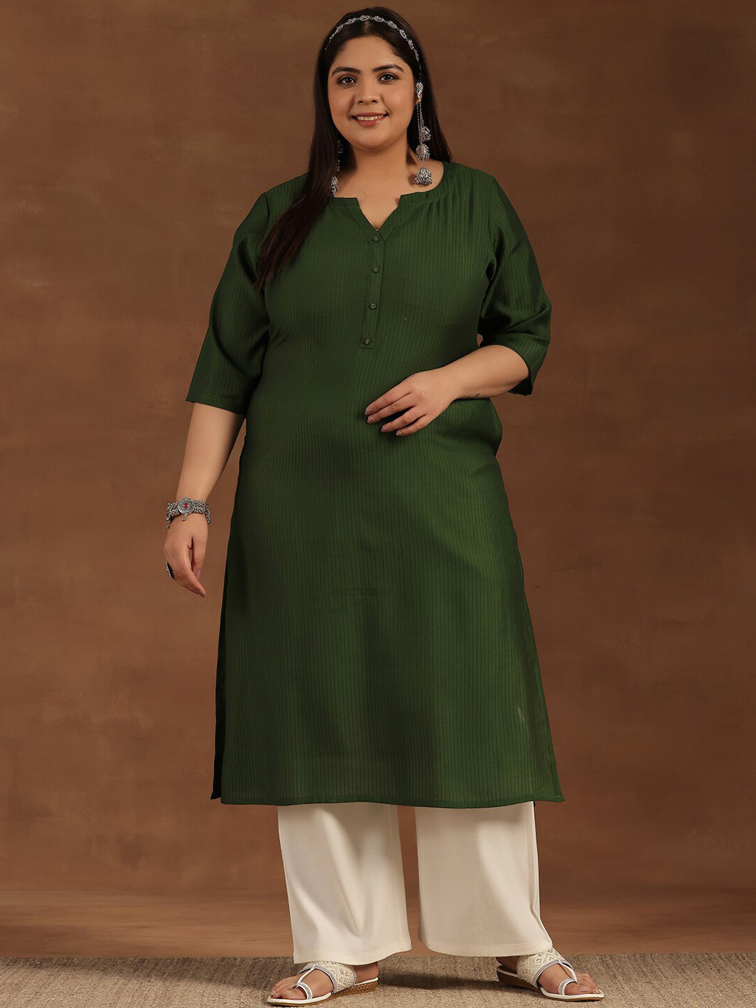 

EXTRA LOVE BY LIBAS Plus Size Striped V-Neck Straight Kurta, Green