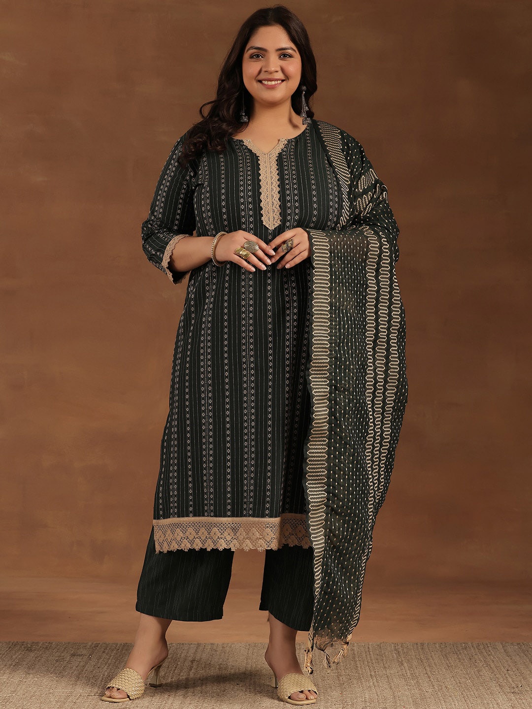 

EXTRA LOVE BY LIBAS Plus Size Self Design Textured Gotta Patti Kurta ,Palazzos & Dupatta, Green