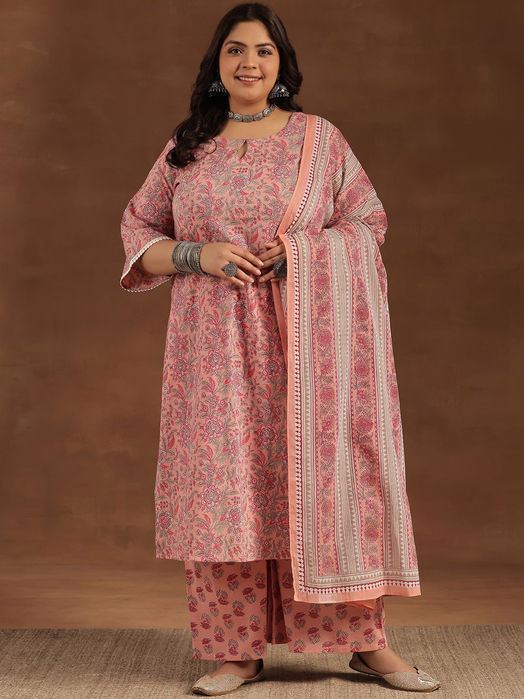 

EXTRA LOVE BY LIBAS Plus Size Floral Printed Pure Cotton Kurta ,Palazzos & Dupatta, Pink