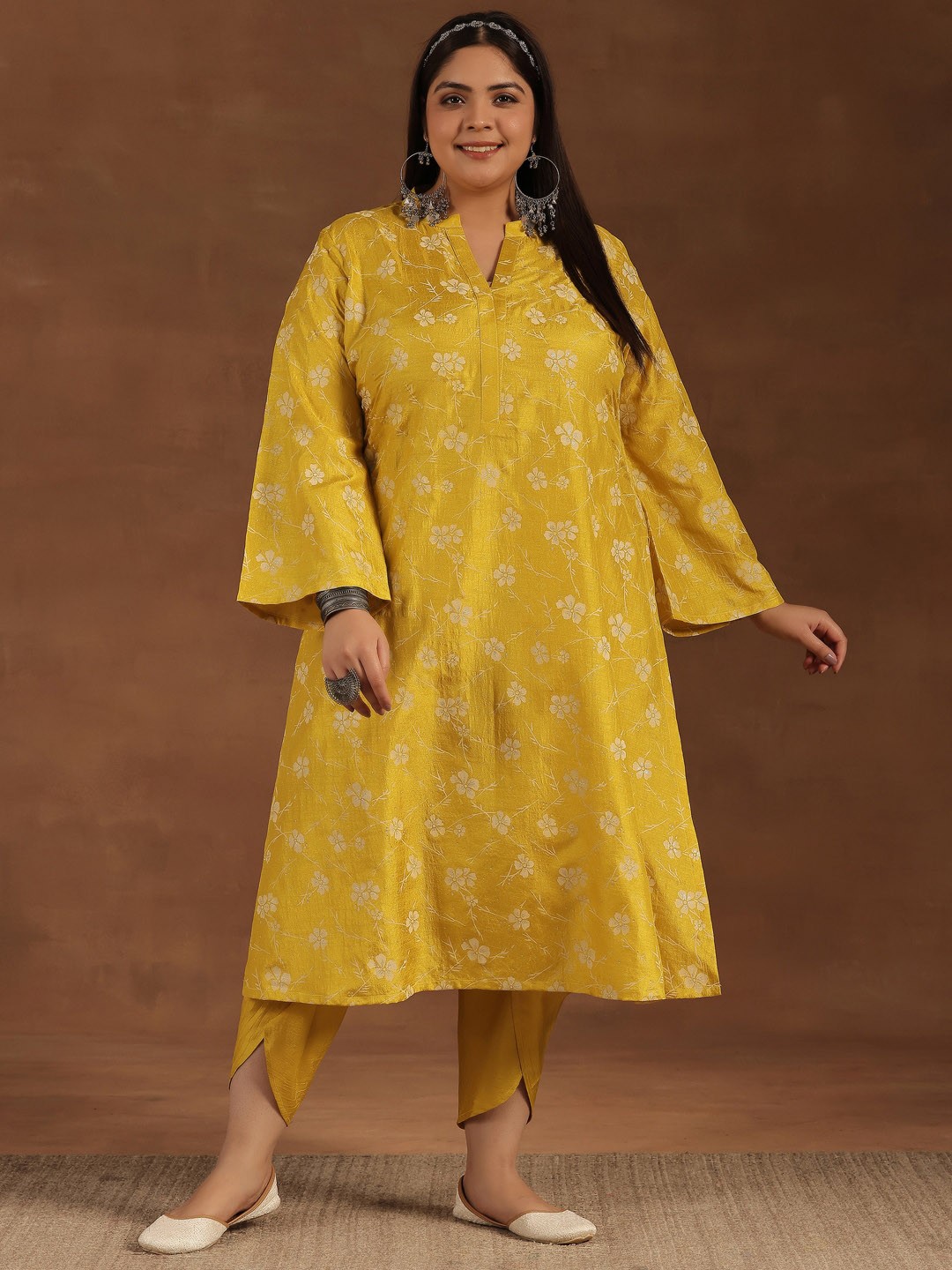 

EXTRA LOVE BY LIBAS Plus Size Floral Printed Regular Mukaish Kurta & Dhoti Pants, Mustard