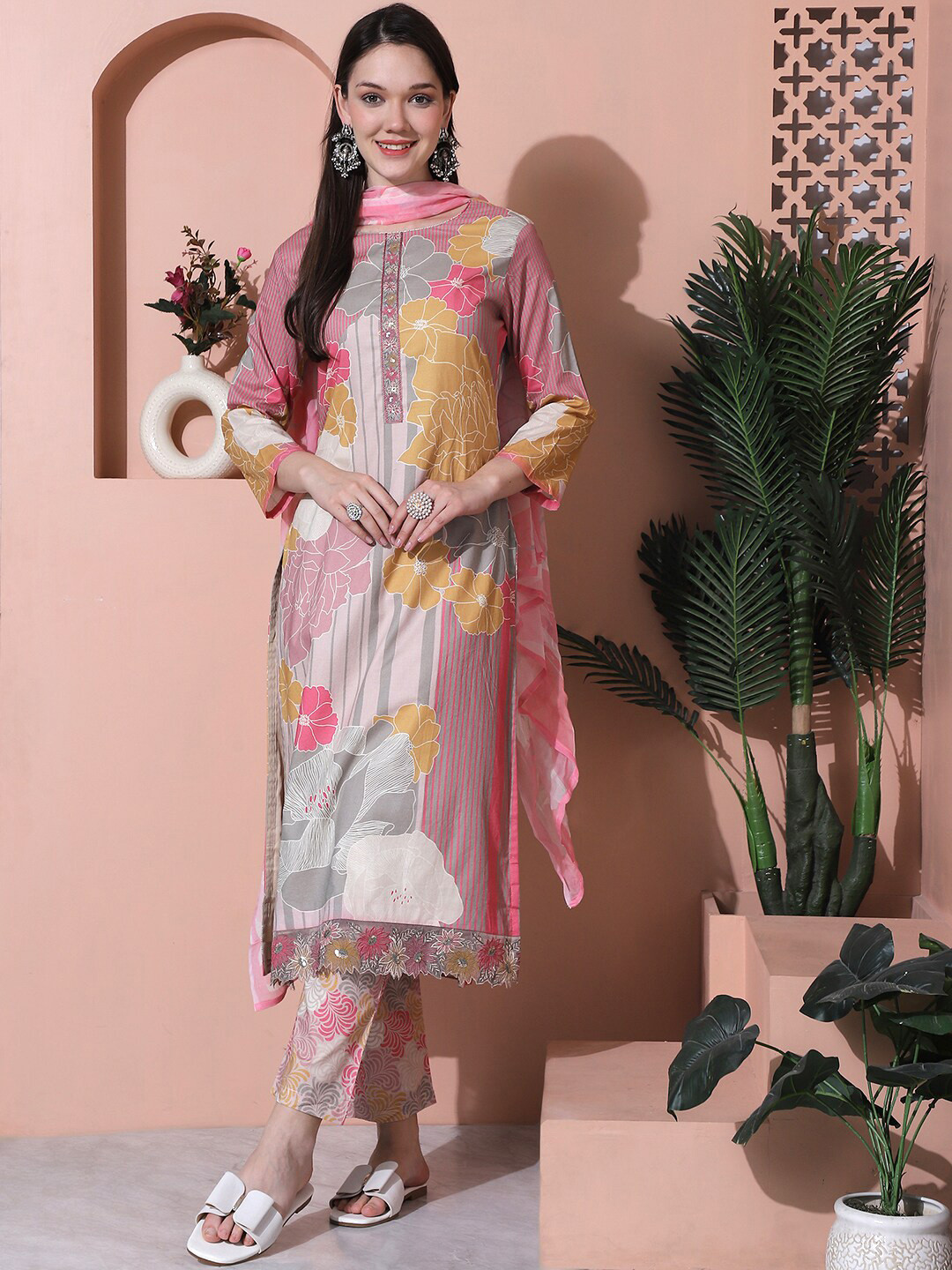 

Stylee LIFESTYLE Printed Pure Cotton Unstitched Dress Material, Grey