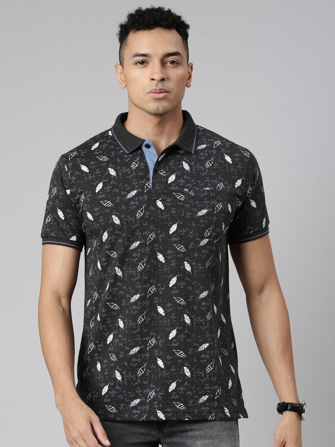 

Classic Polo Geometric Printed Polo Collar Short Sleeves Cotton Slim Fit T-shirt, Black