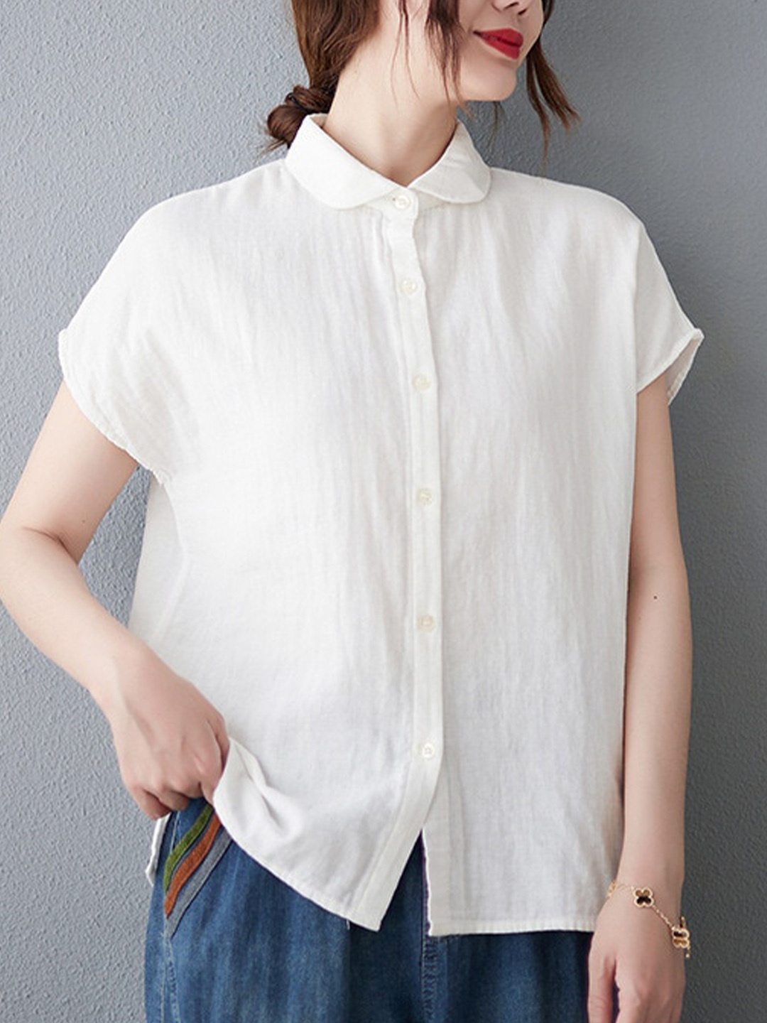 

StyleCast White Club Collar Extended Sleeve Cotton Casual Shirt