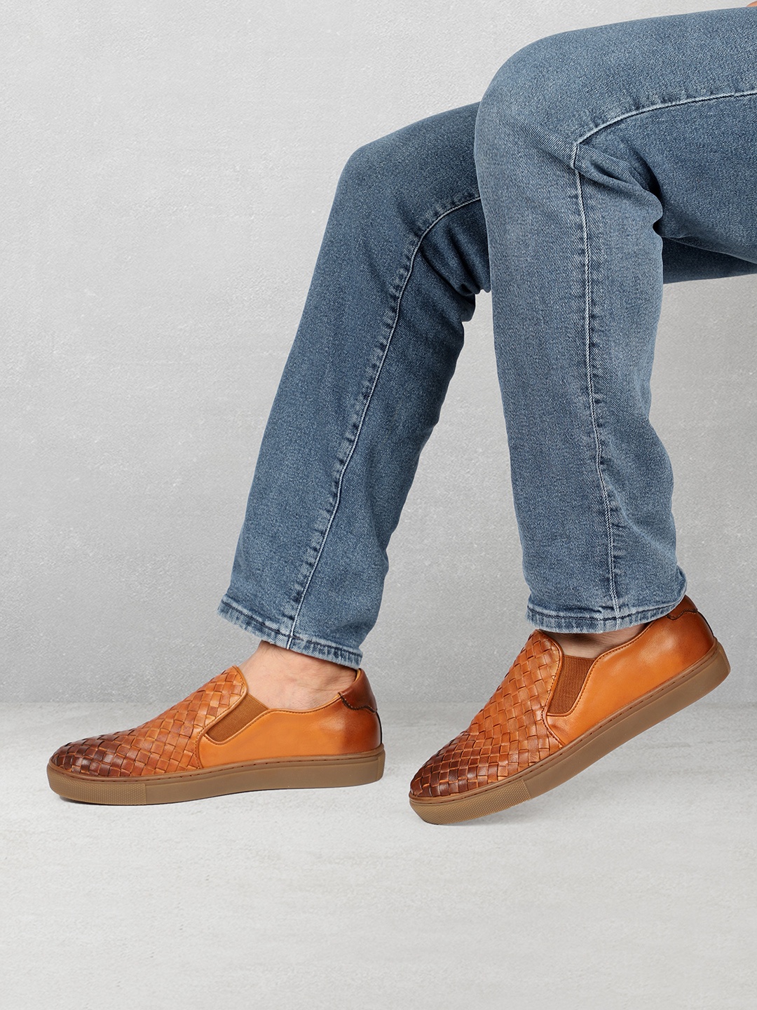 

ATESBER by Inc.5 Men Textured Leather Slip On Shoes, Tan