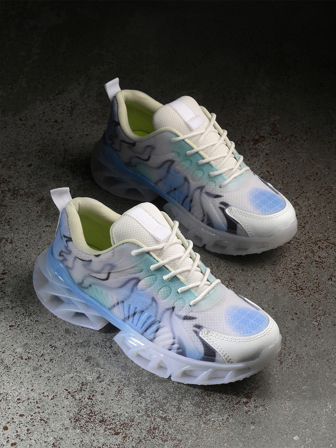 

Layasa Men Round Toe Walking Shoes, Blue