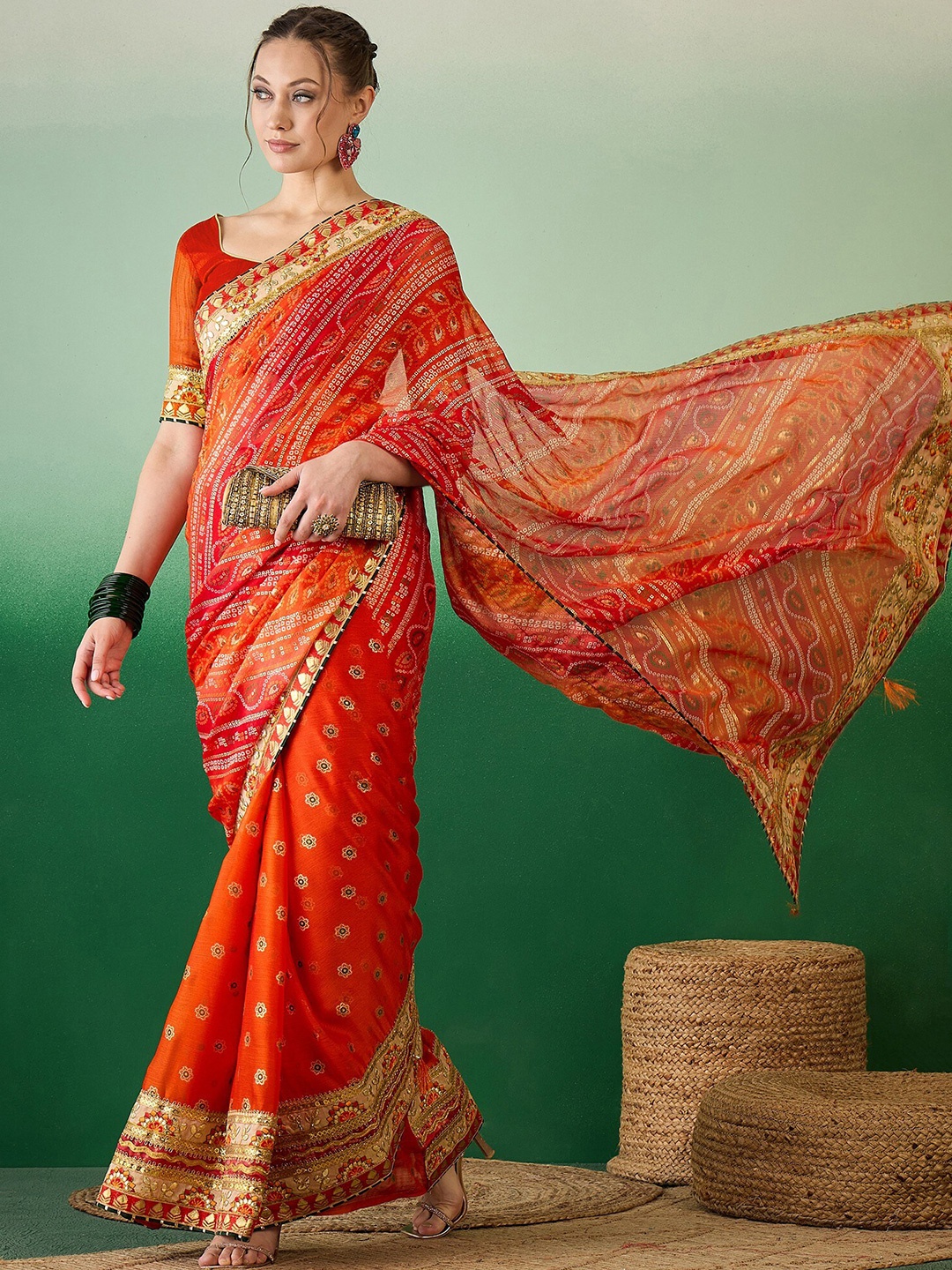 

KAVINDI Bandhani Embroidered Pure Chiffon Bandhani Saree, Orange