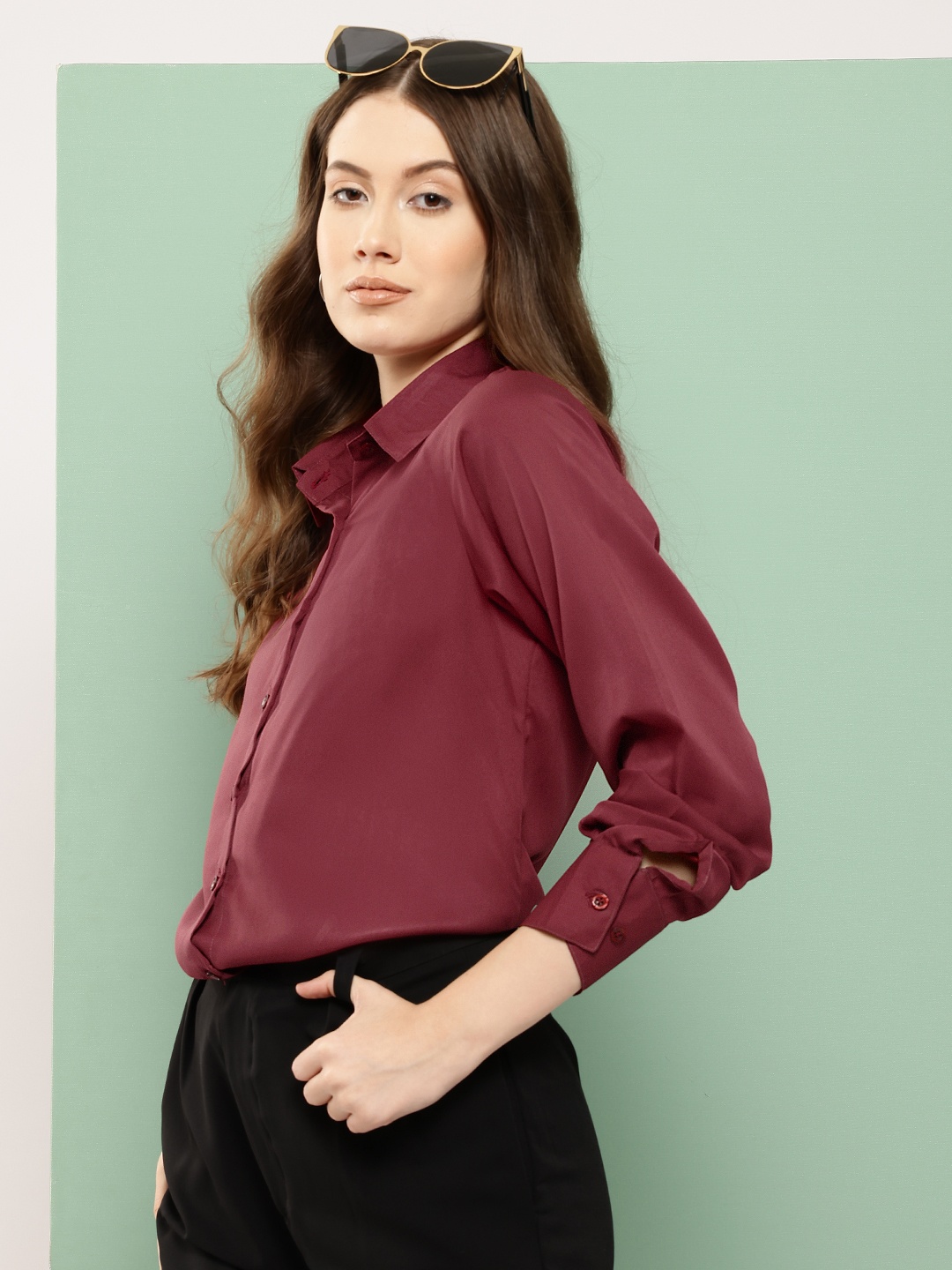 

BROOWL Classic Crepe Casual Shirt, Maroon