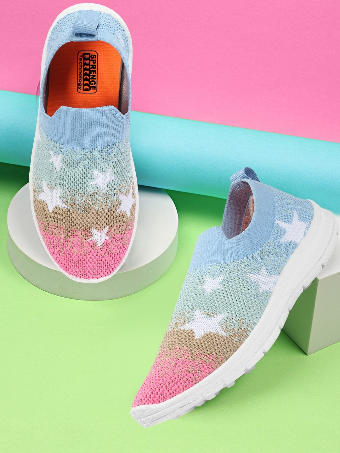 

SPRENGE Girls Printed Round Toe Flyknit Textile Slip-On Sneakers, Pink