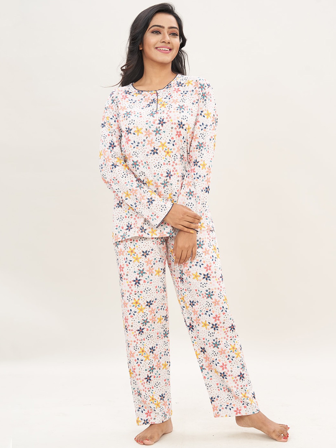 

Elzoh Pure Cotton Printed Night suit, White