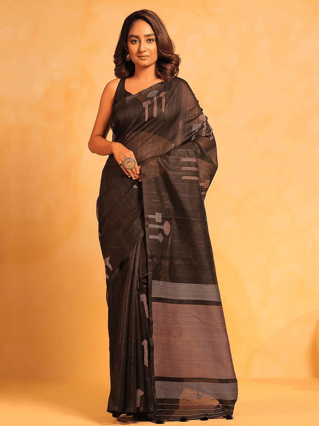 

KAVVYA Woven Design Pure Linen Banarasi Saree, Black