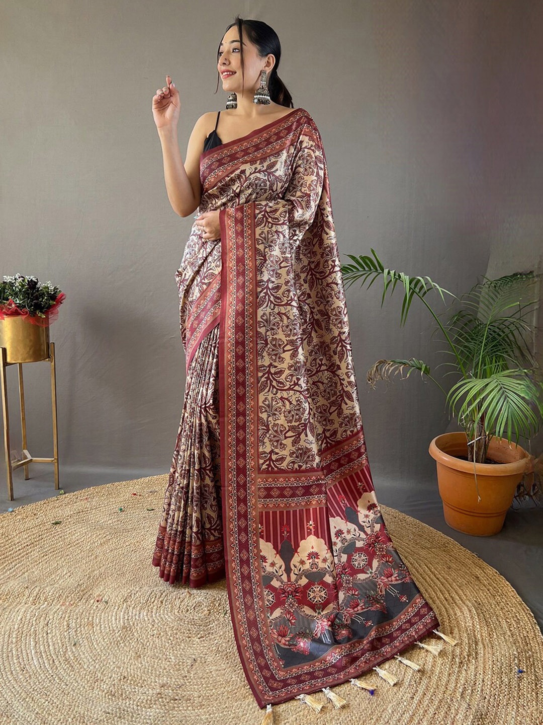 

SGF11 Kalamkari Art Silk Chanderi Saree, Cream