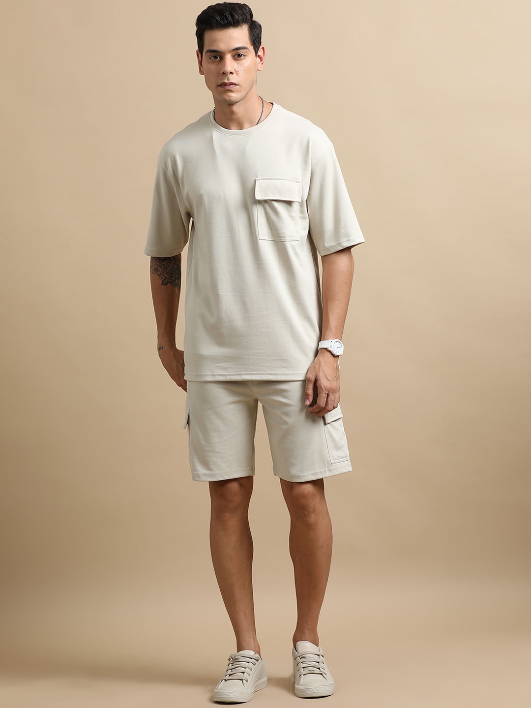 

Bushirt Round Neck Drop-shoulder Oversized T-Shirt With Shorts, Cream