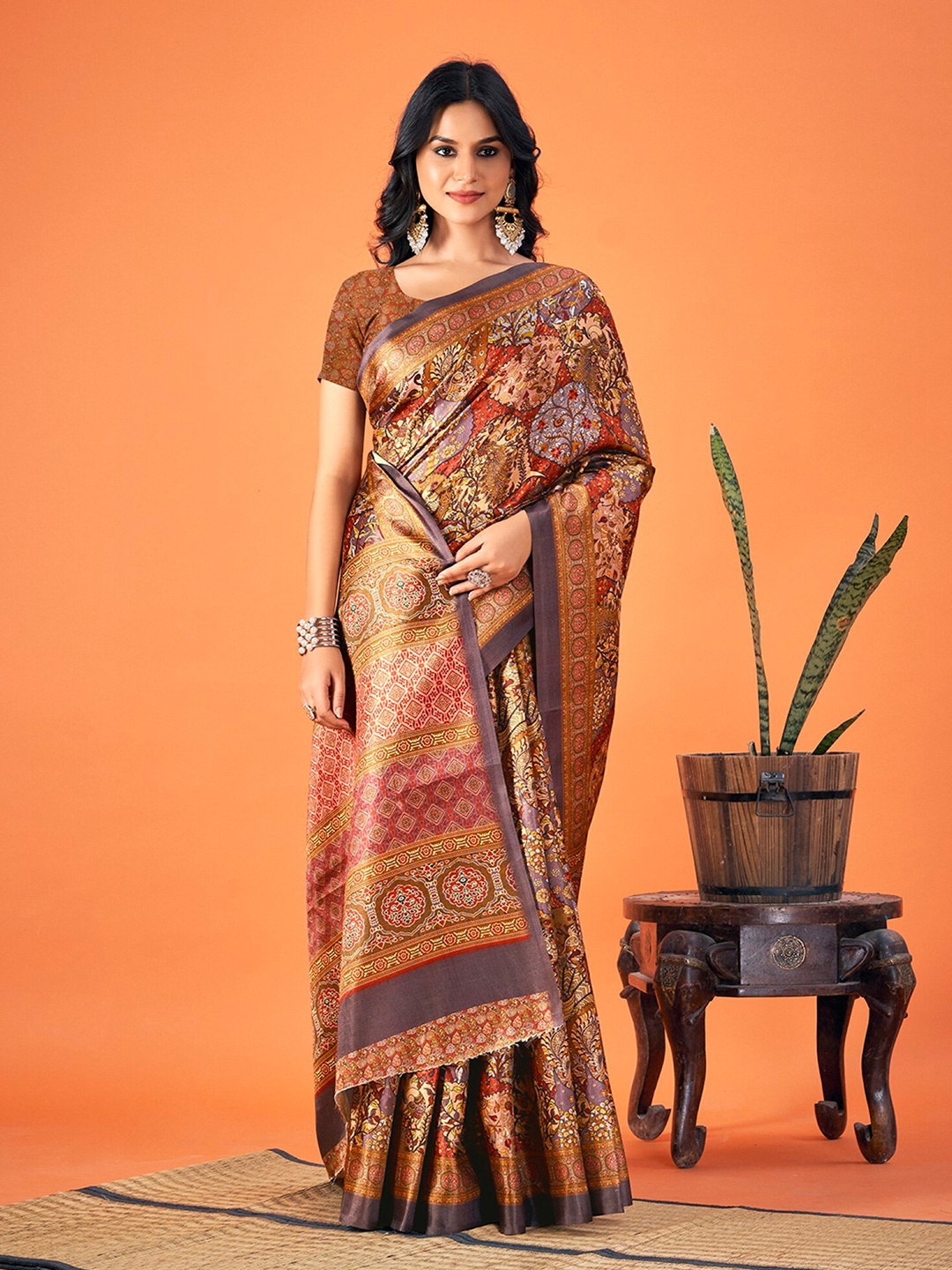 

Mitera Ethnic Motifs Printed Pashmina Saree, Orange