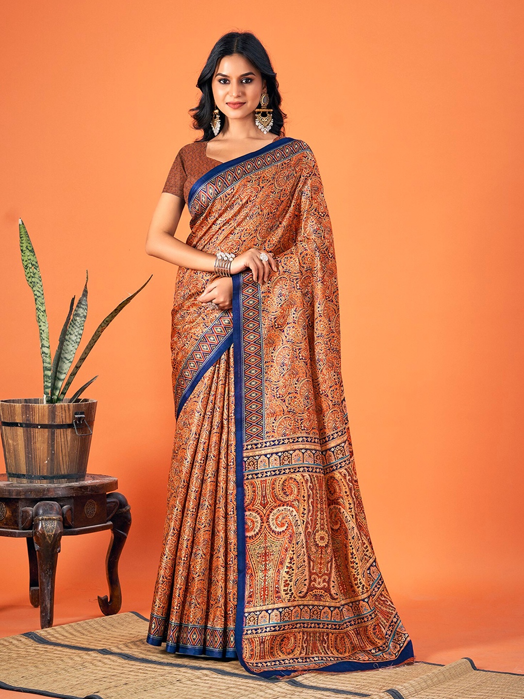 

Mitera Ethnic Motifs Pashmina Silk Saree, Orange