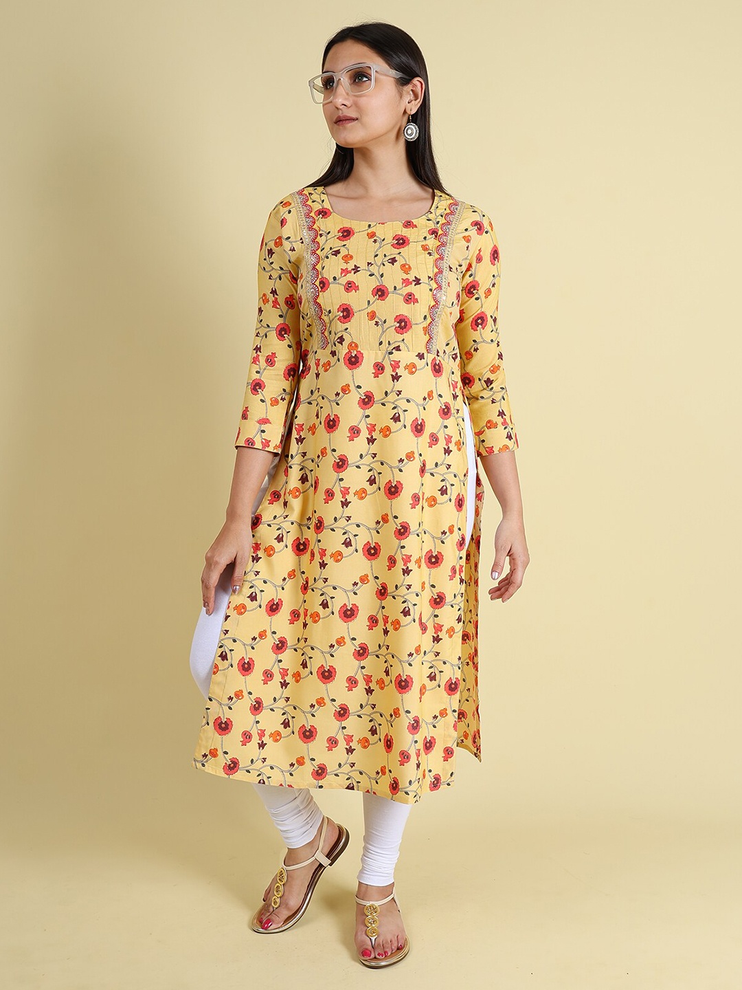 

GRANTH FASHION Floral Embroidered Round Neck Silk Straight kurta, Yellow