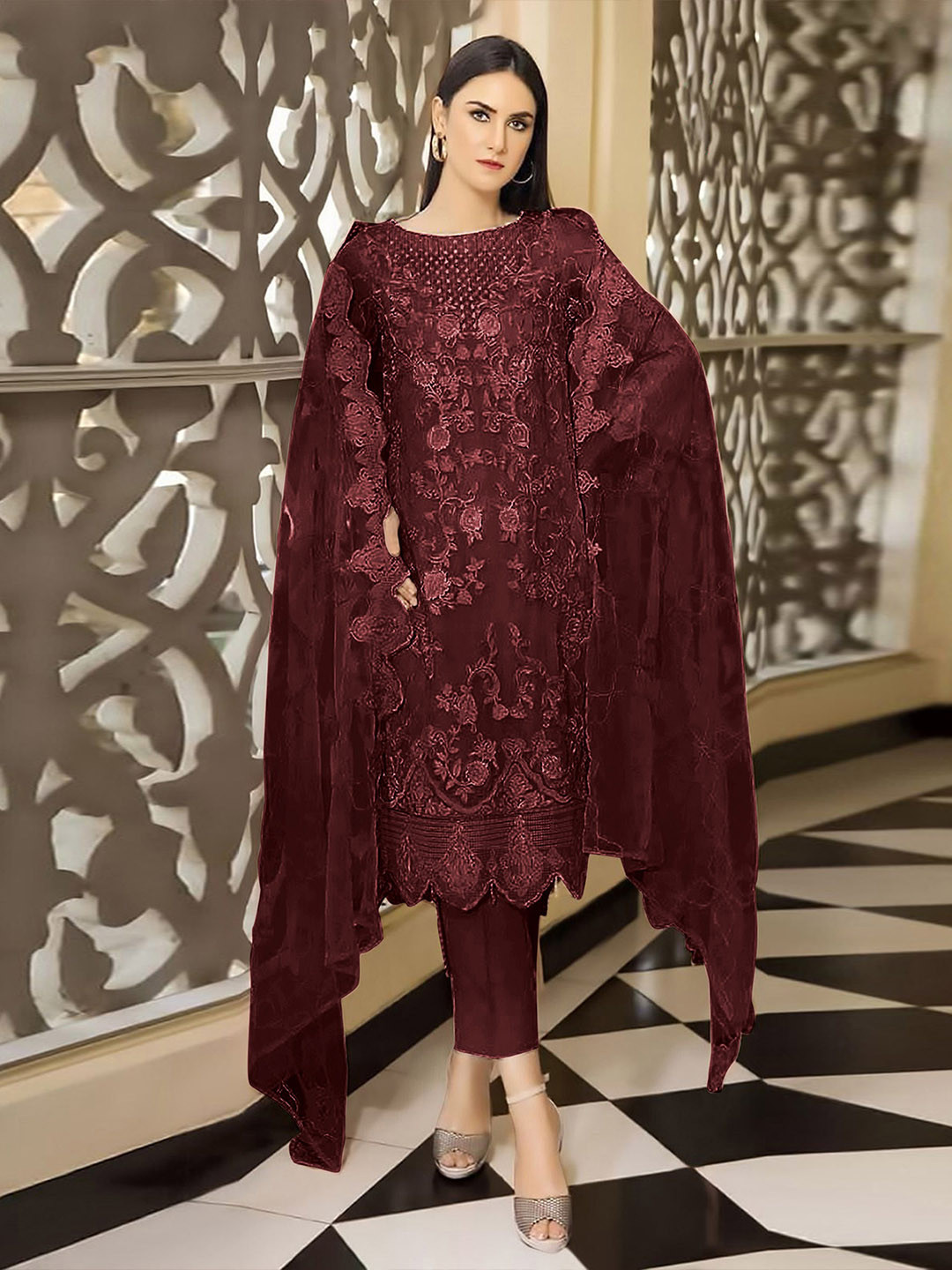 

ODETTE Women Floral Embroidered Regular Kurti with Trousers & With Dupatta, Maroon