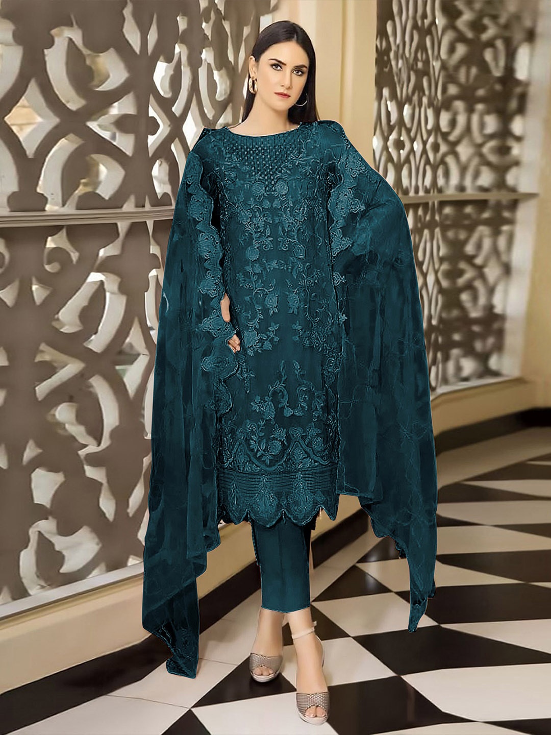 

ODETTE Women Floral Embroidered Regular Sequinned Kurta with Trousers & With Dupatta, Teal