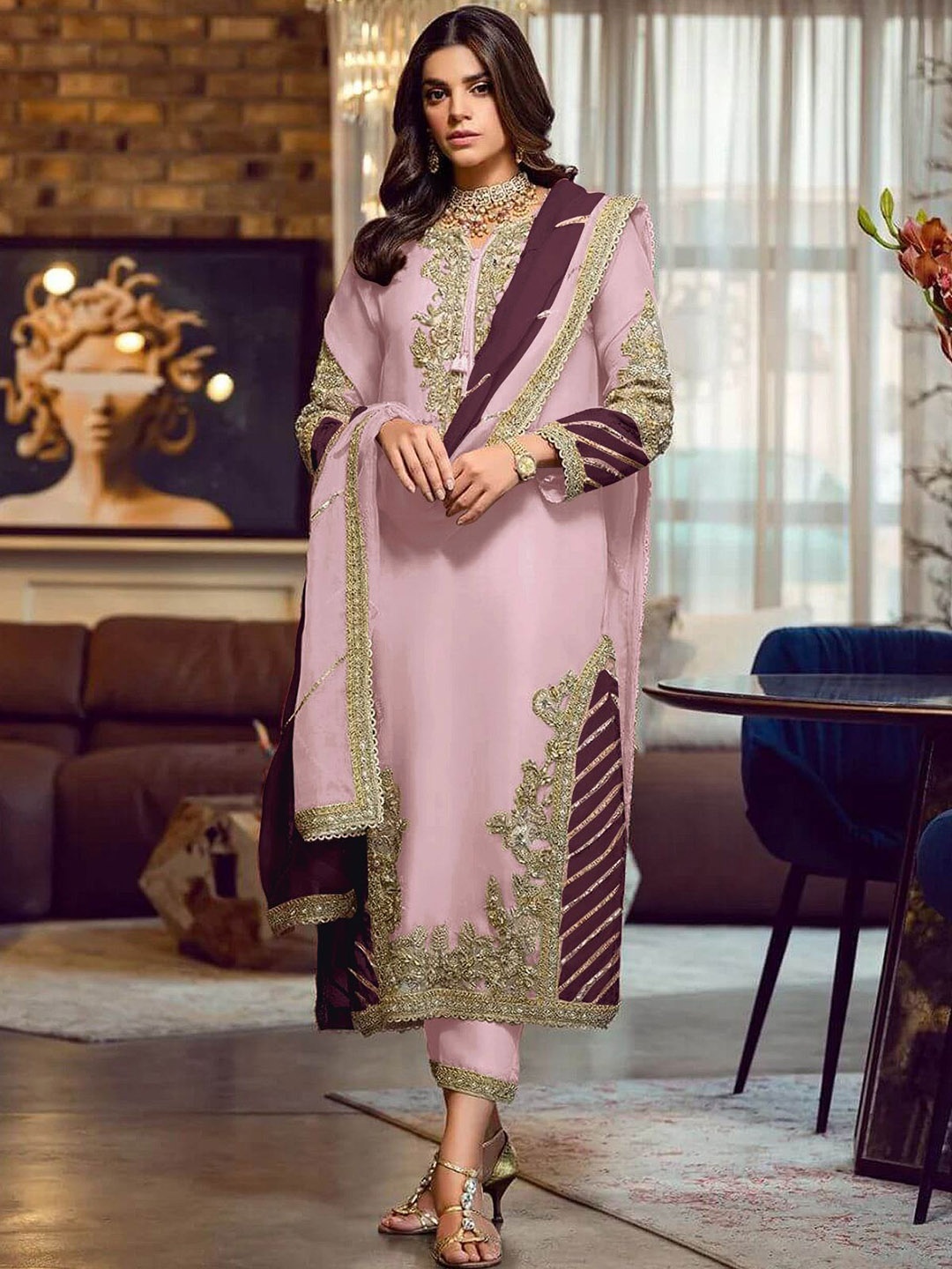 

ODETTE Women Floral Embellished Gotta Patti Kurta Trousers & With Dupatta, Pink