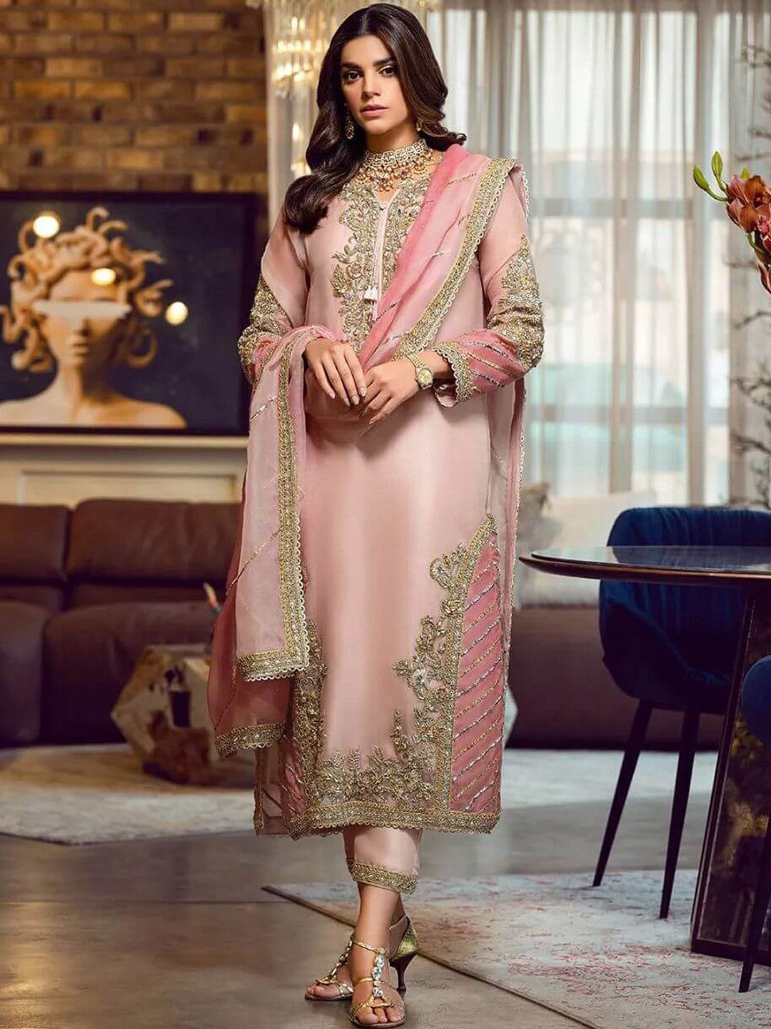 

ODETTE Women Floral Embroidered Regular Thread Work Kurti with Trousers & With Dupatta, Peach