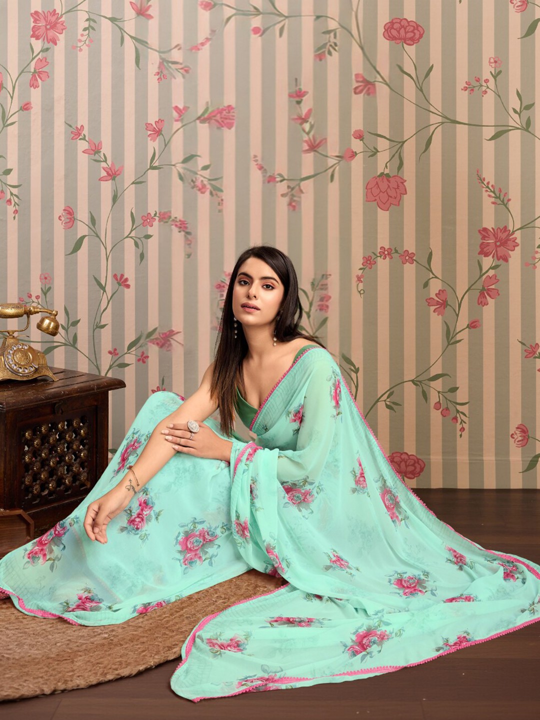 

Ode by House of Pataudi Floral Ready to Wear Saree, Green