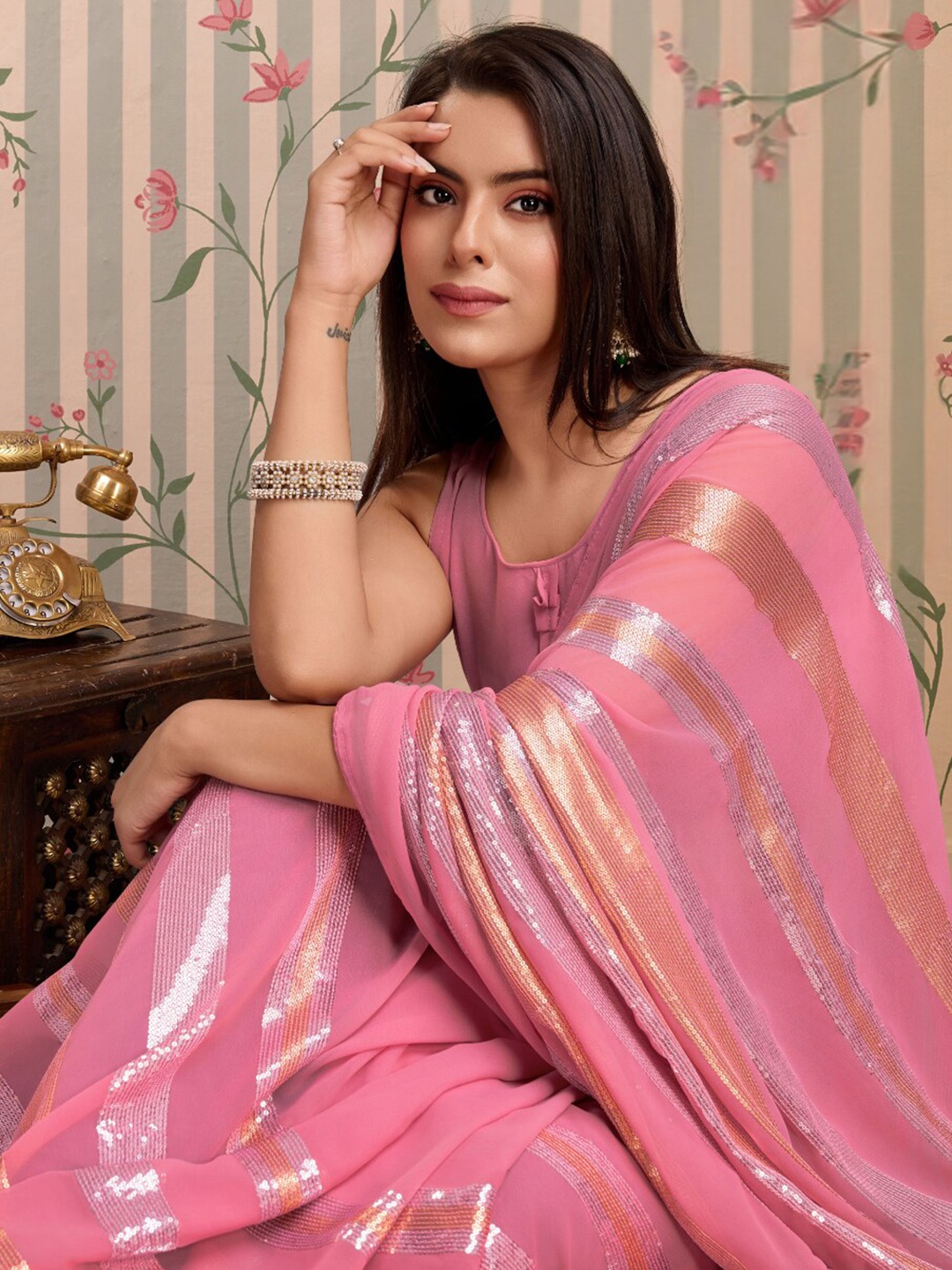 Ode by House of Pataudi Embellished Sequinned Poly Georgette Saree, Mauve