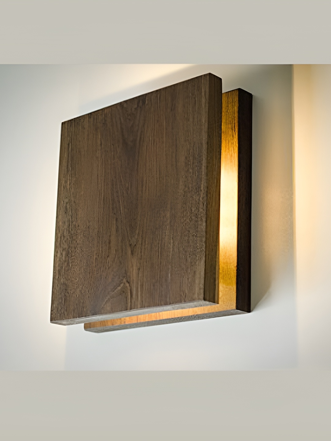 

Artica Brown Textured Wooden Rectangle Shaped Wall Lamp