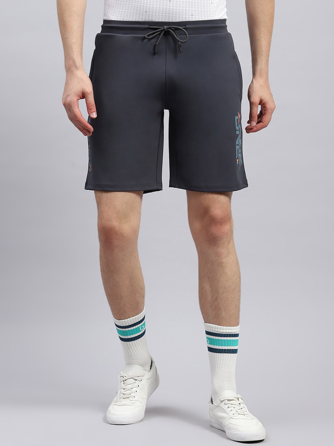 

Monte Carlo Men Solid Mid-Rise Cotton Regular Shorts, Blue
