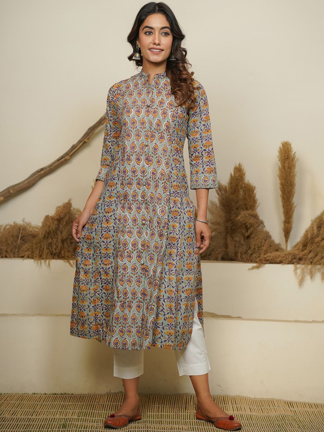 

JAIPURIBANNO Ethnic Motifs Printed Mandarin Collar Cotton A-Line Kurta, Grey