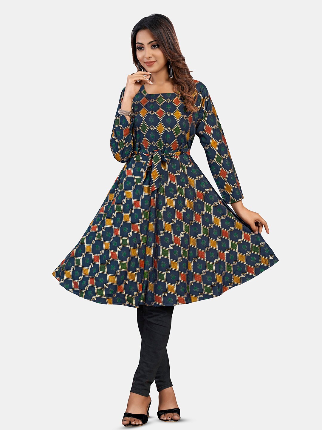 

GRANTH FASHION Ethnic Printed Round Neck Tunic, Green