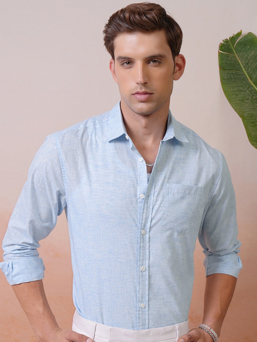 

Locomotive Premium Men Solid Relaxed Shirt, Blue