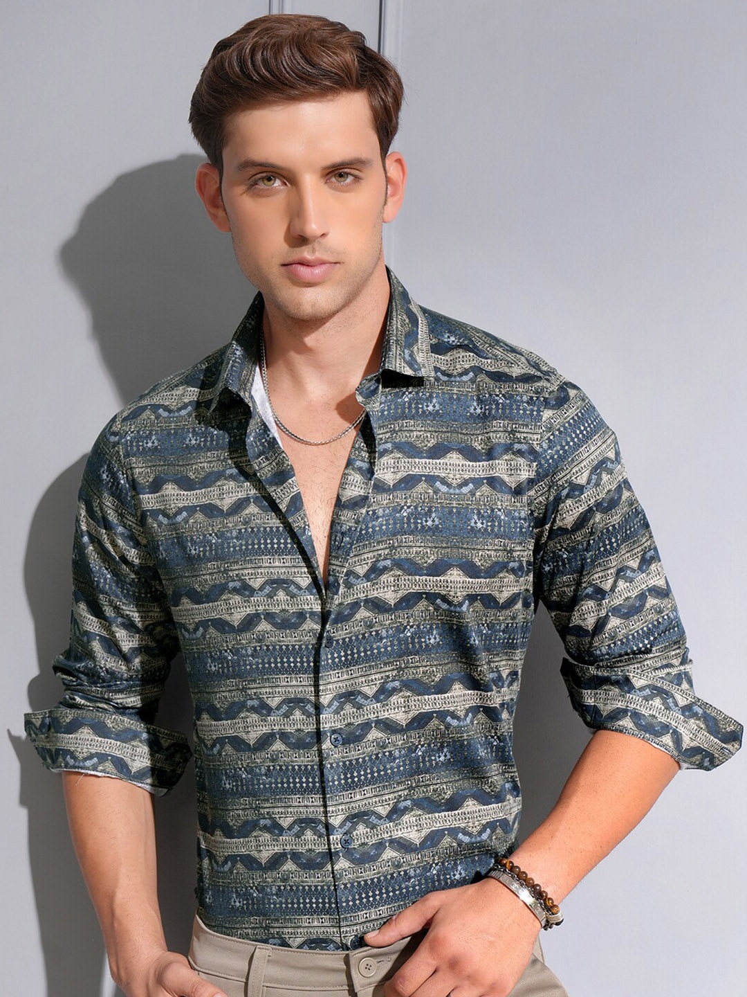 

LOCOMOTIVE Luxe Satin Printed Occasion Shirt, Navy blue