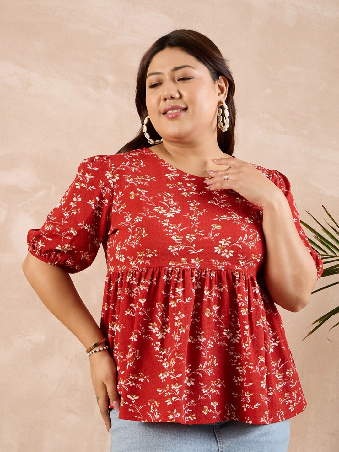 

Berrylush Curve Plus Size Floral Printed Round Neck Puff Sleeves Empire Top, Red