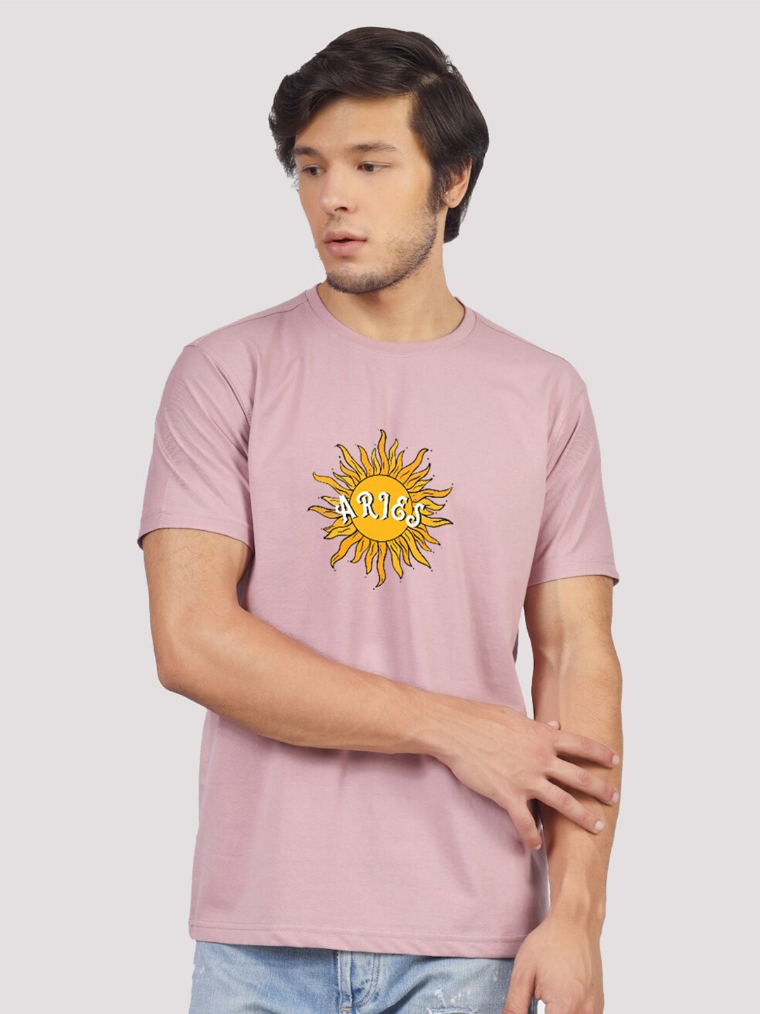 

Greylongg Men Printed Applique T-shirt, Purple
