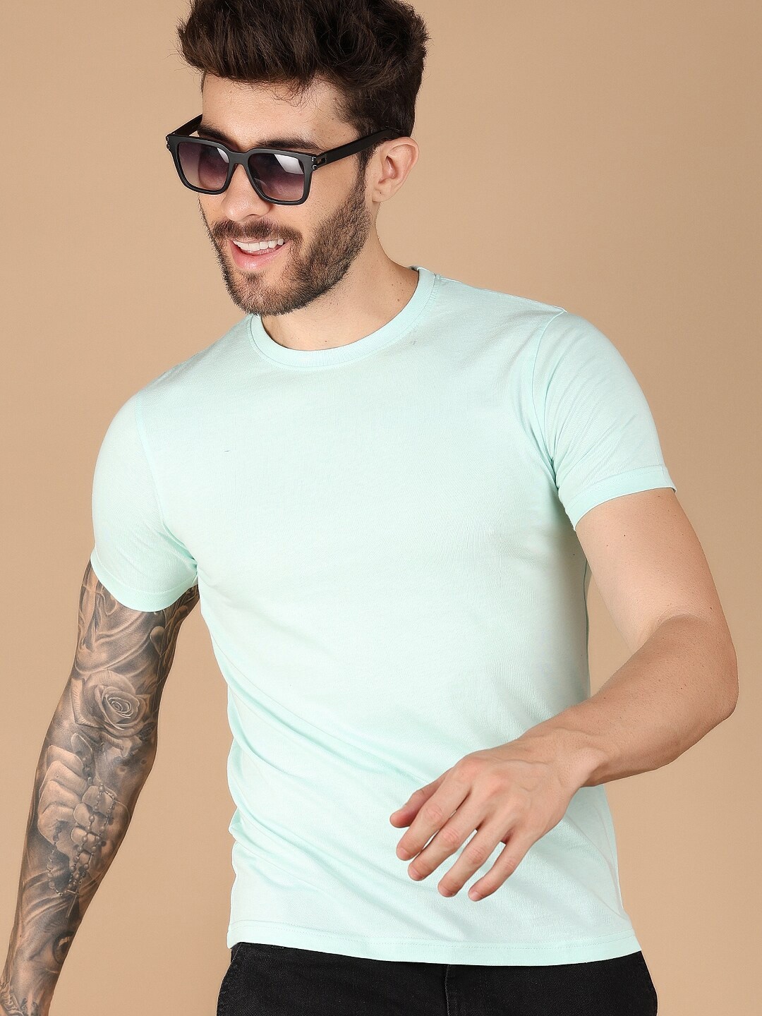 

V-Mart Round Neck Cotton Slim Fit T-shirt, Green