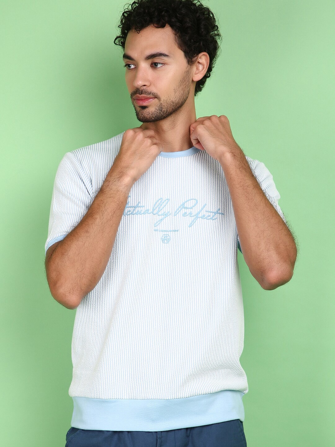 

V-Mart Typography Printed Cotton T-shirt, Blue