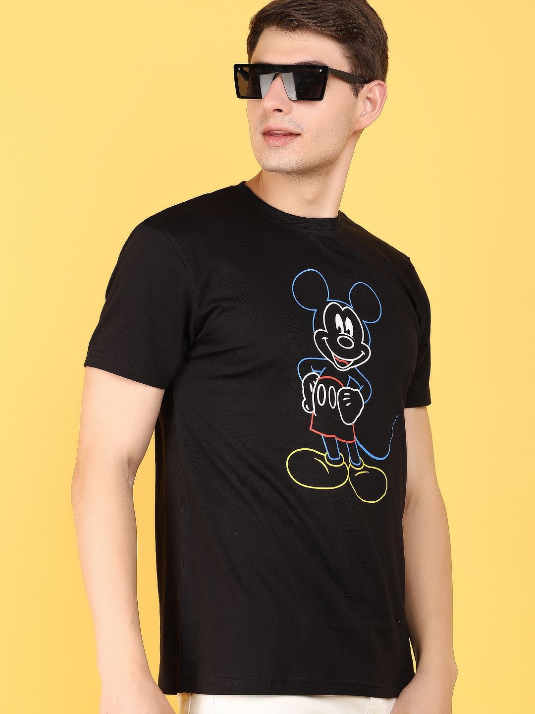 

V-Mart Printed Round Neck Short Sleeves Regular Fit T-shirt, Black