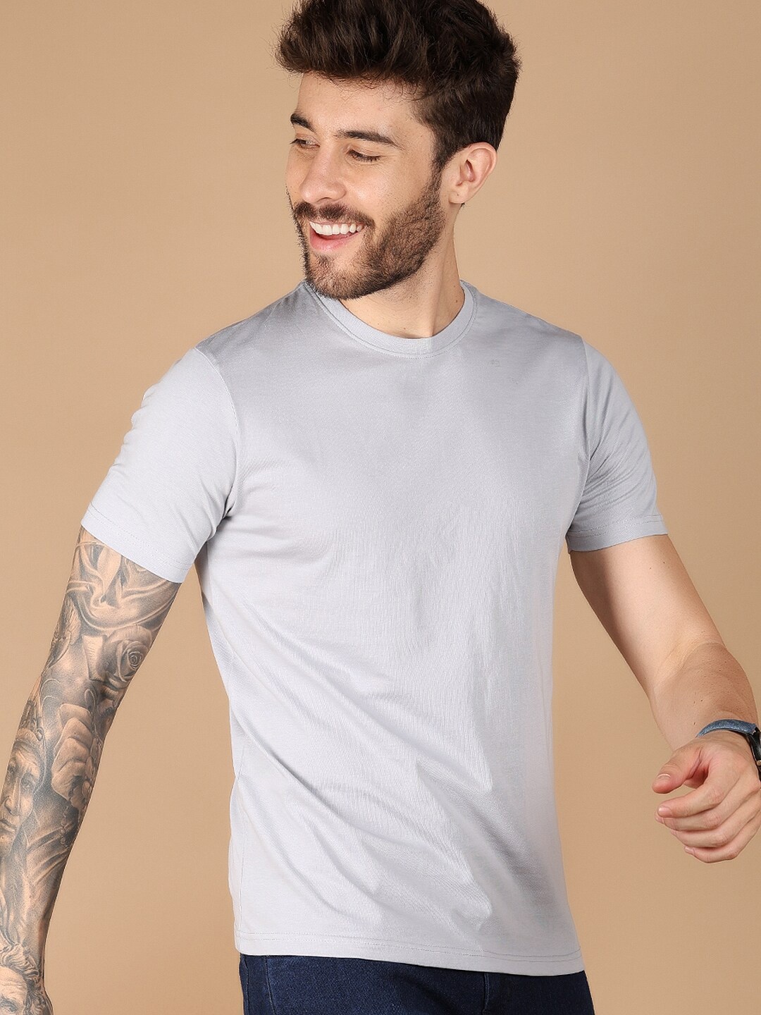 

V-Mart Round Neck Short Sleeves Slim Fit Cotton T-shirt, Grey